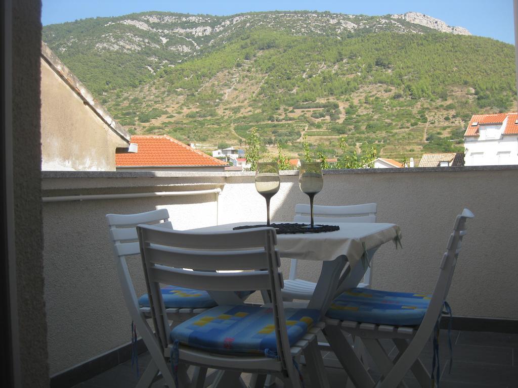 Apartman Jurica Komiza Exterior photo